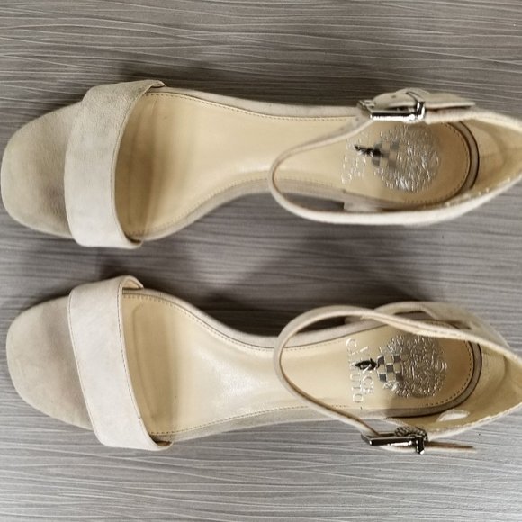 Vince Camuto Sasseta Sandal, Bone Suede, Womens Size 7.5 M / 37.5 - Picture 9 of 12